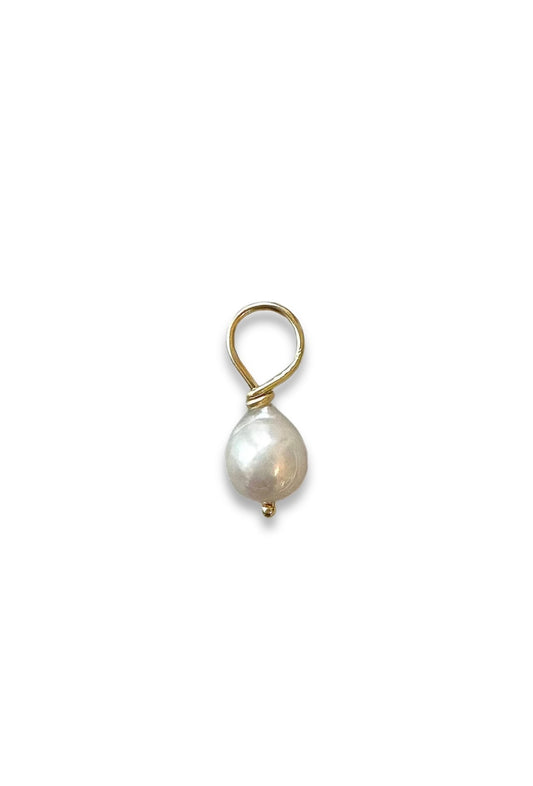 Pearl charm