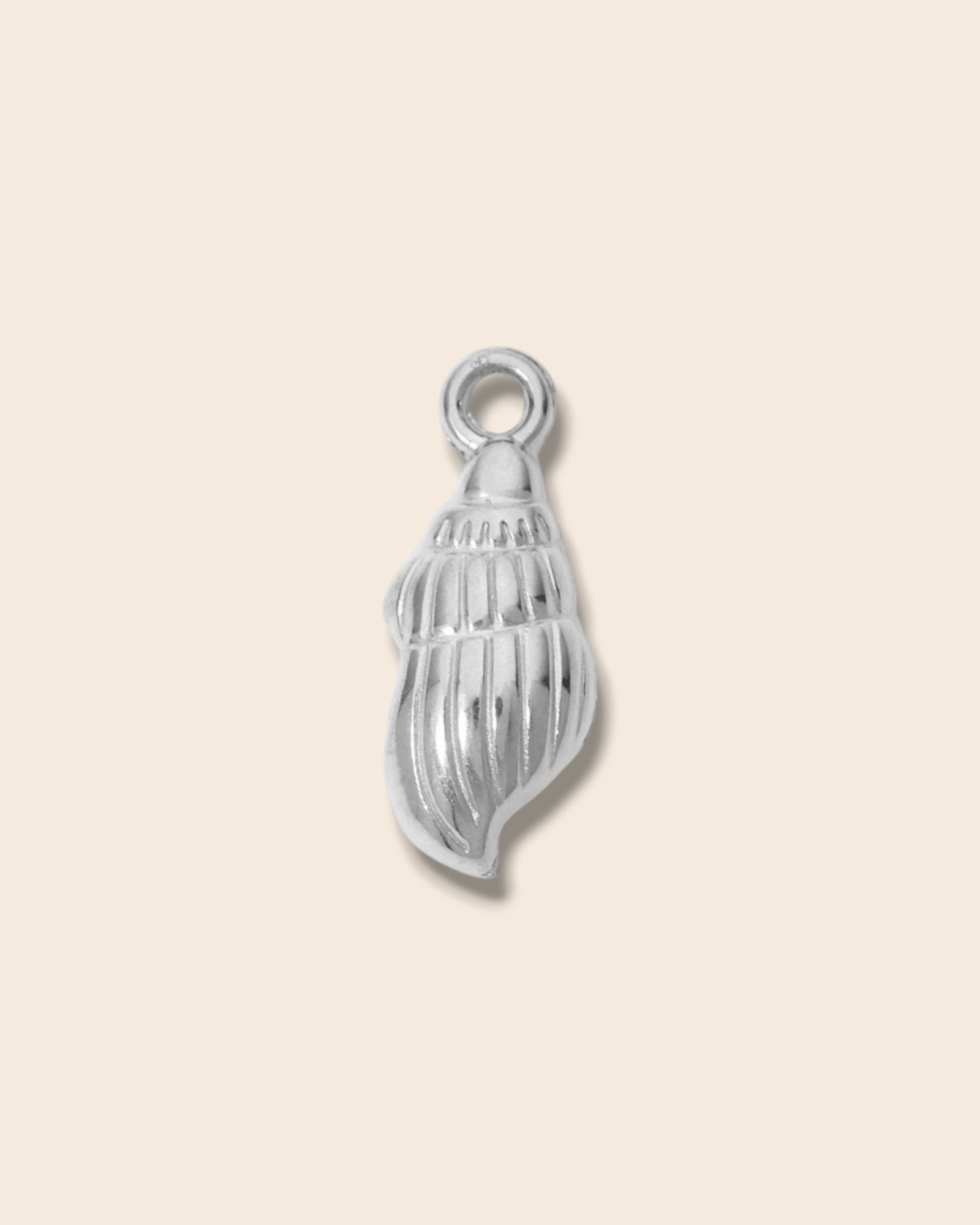 Shell charm (silver)