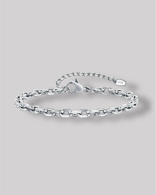 Plain silver link bracelet