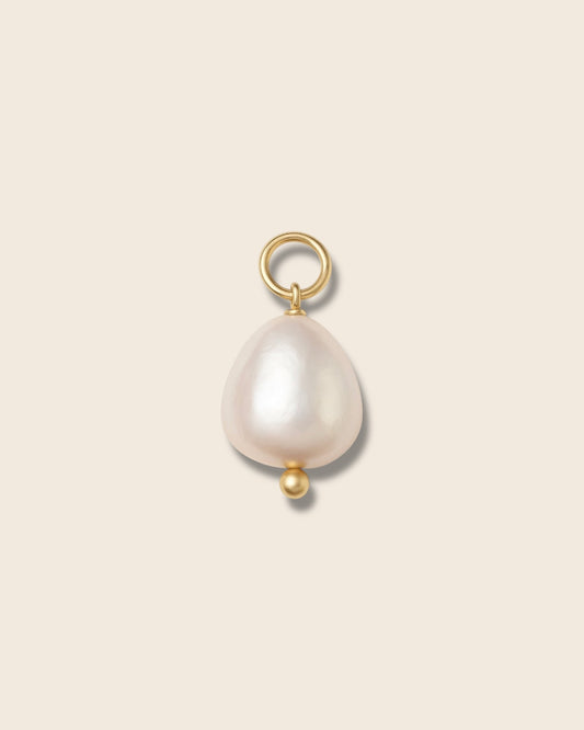 Pearl charm