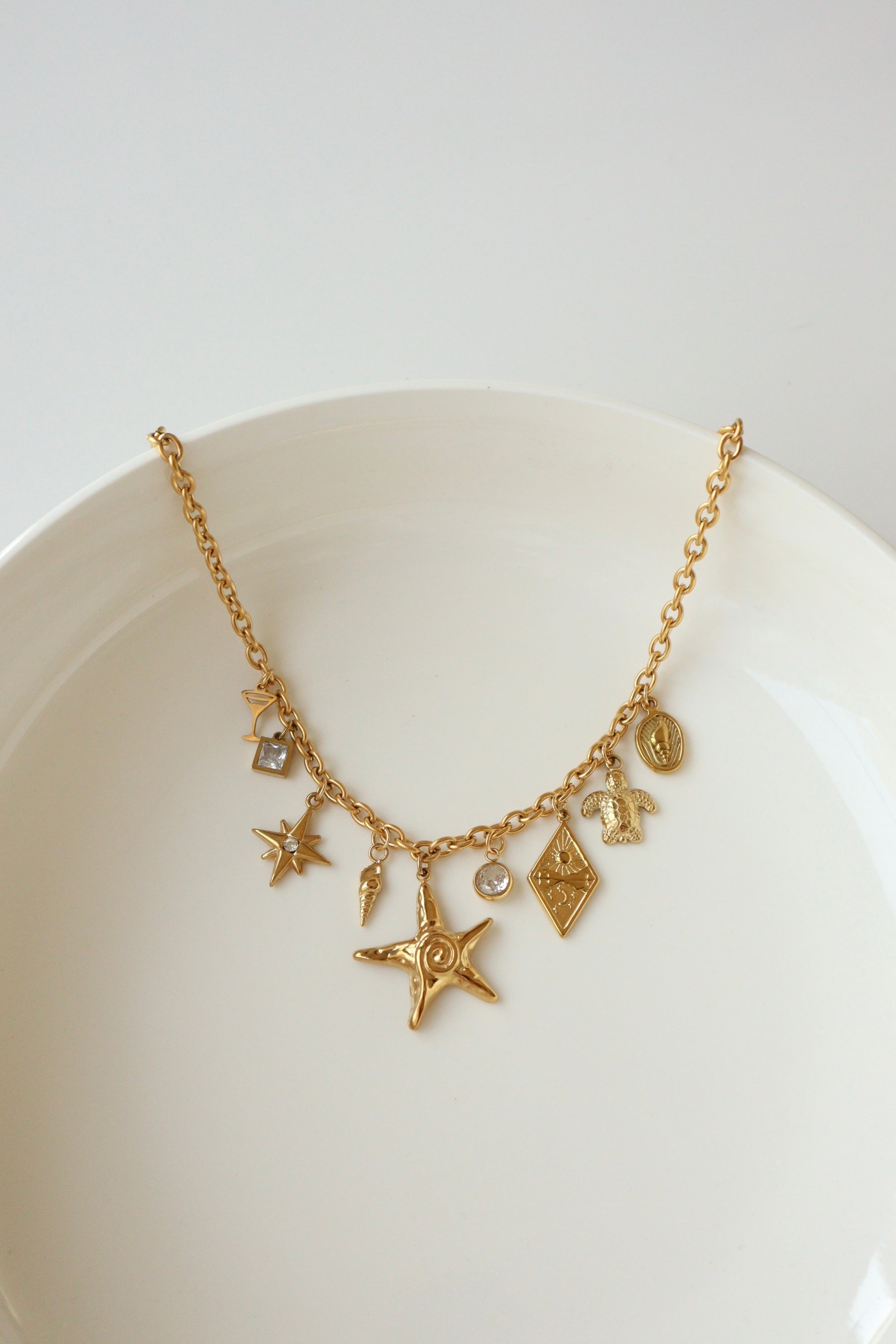 Charlotte Boutique & Bijoux